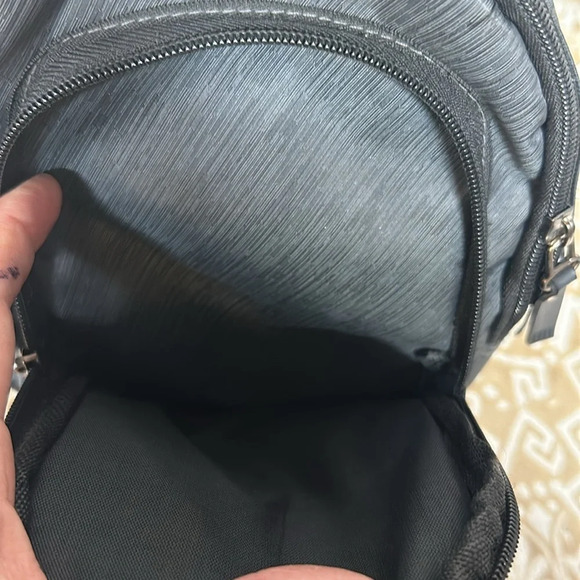 R-Beat canvas  Sling-Crossbody Bag - Picture 5 of 10